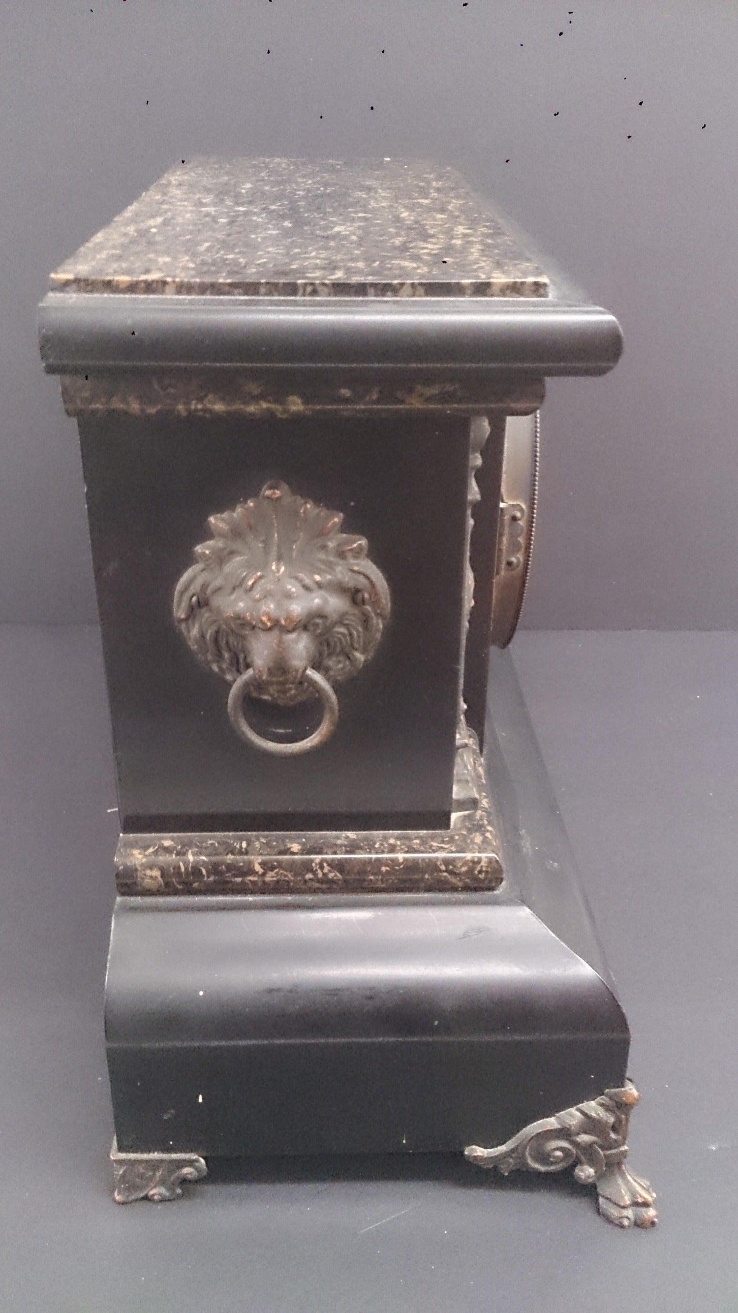 Seth Thomas Marble Mantle Desk Clock With Pen Holders And Winding deals Key