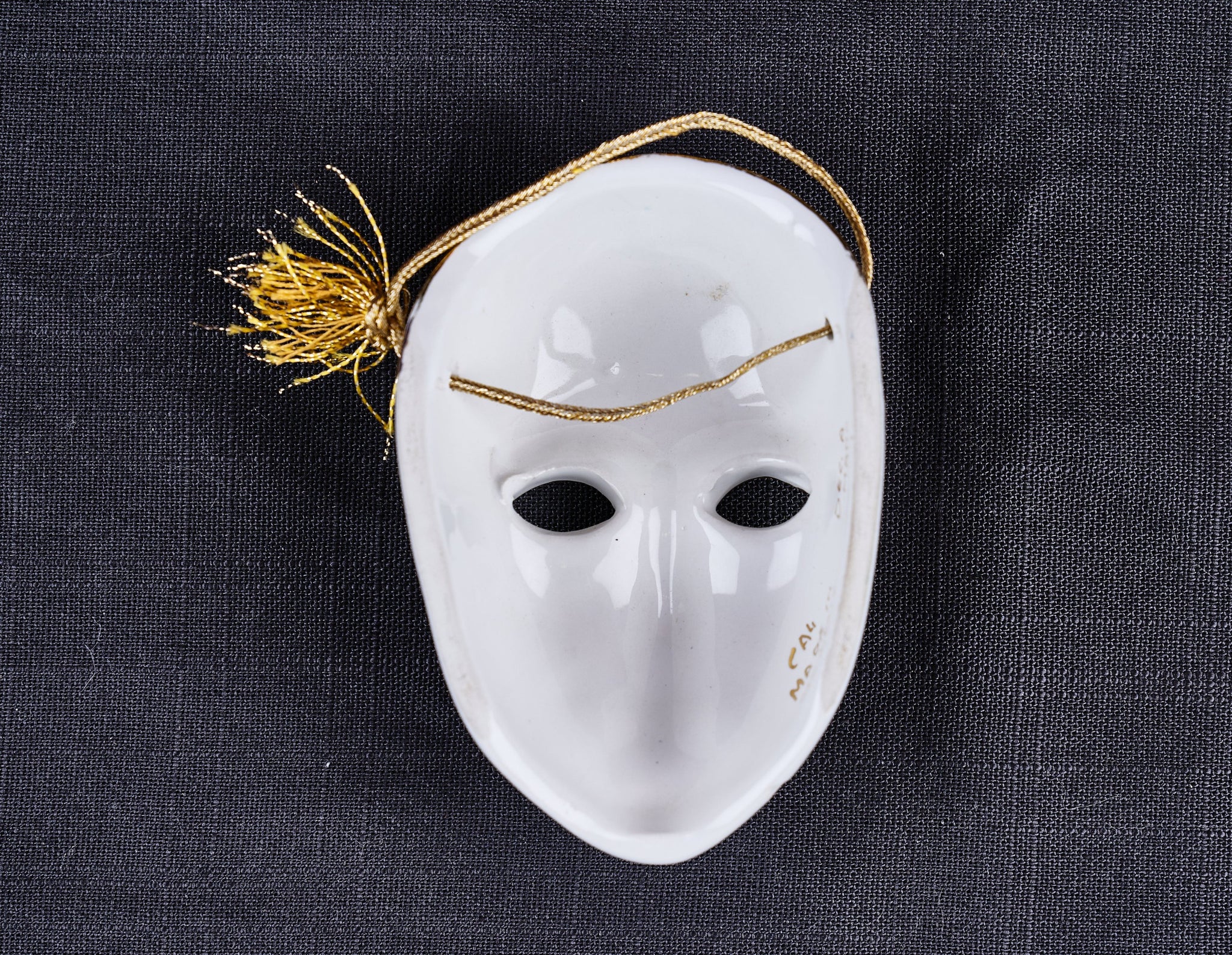 CERAMIC PAINTED FACE MASK DECORATIVE WALL HANGING MASK