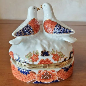 Andrea By Sadek Porcelain Jewellery Box, Doves Hinged Lid Hand Painted