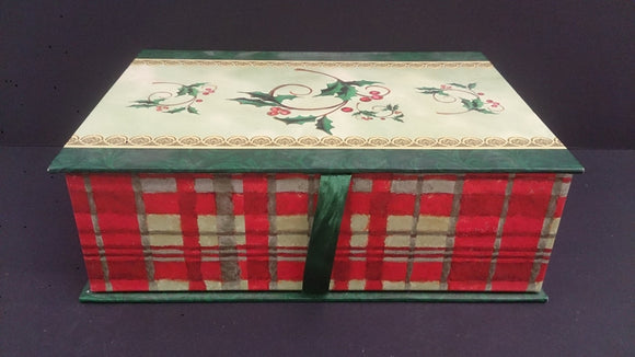 Jewellery Box, Christmas Theme with Plaid, Solid Green, Floral Pattern - Roadshow Collectibles